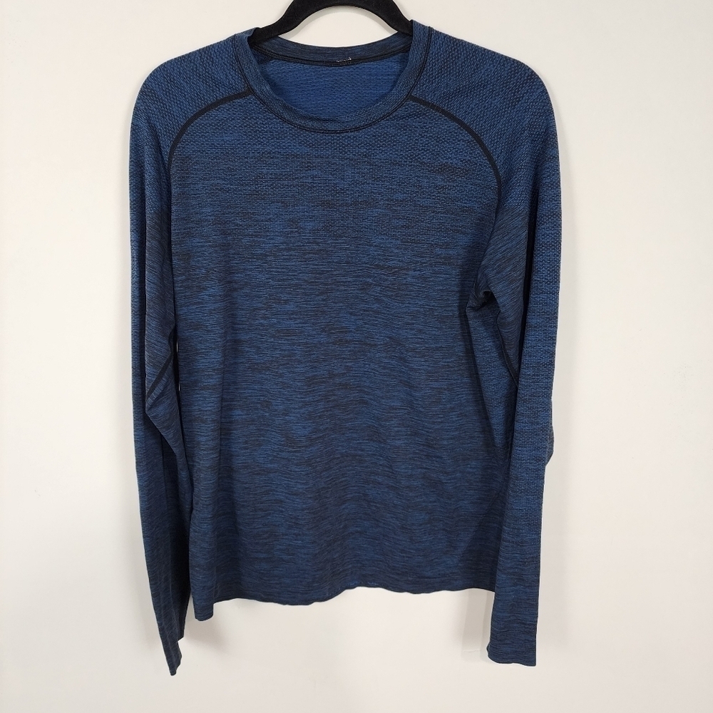 Lululemon, mens size M long sleeve tee